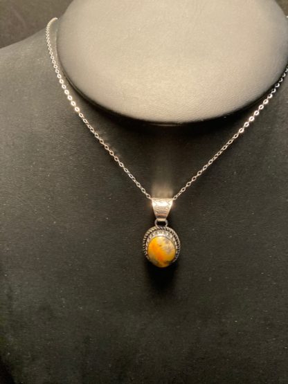 Pendant Bumble Bee Jasper